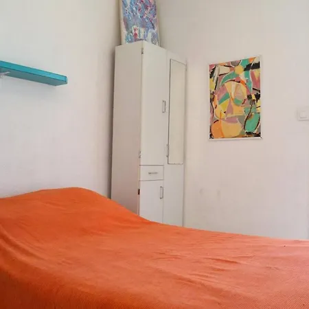 Deux Pièces Sur Ar260-214 Appartamento